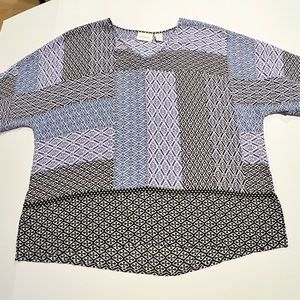 Chico’s blue and black short sleeve blouse